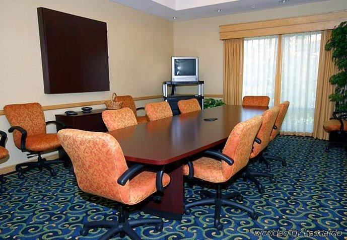 สปริงฮิลล์ สวีท ฟอร์ตไมเยอร์ส แอร์พอร์ต Hotel สิ่งอำนวยความสะดวก รูปภาพ